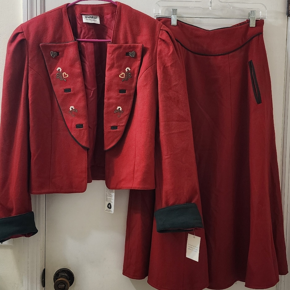 Red Women's Skirt Set